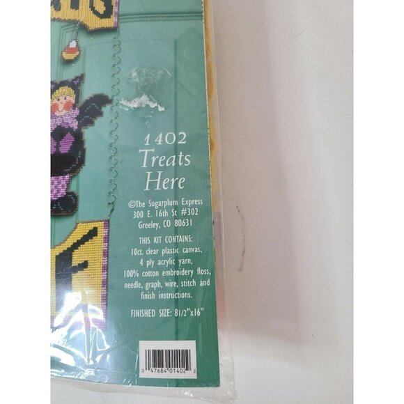 THE Sugarplum Express Greeters Treats Canvas Kit - Picture 6 of 6